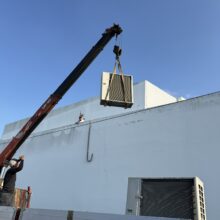 Thi Công Hệ Thống Máy Lạnh Cho Khu Công Nghiệp Và Nhà Máy Quy Mô Lớn Tại TP.HCM