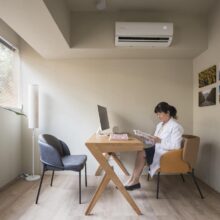 Thi Công Máy Lạnh Treo Tường Cho Phòng Khám – Giải Pháp Làm Mát Ổn Định, Nâng Cao Chất Lượng Dịch Vụ